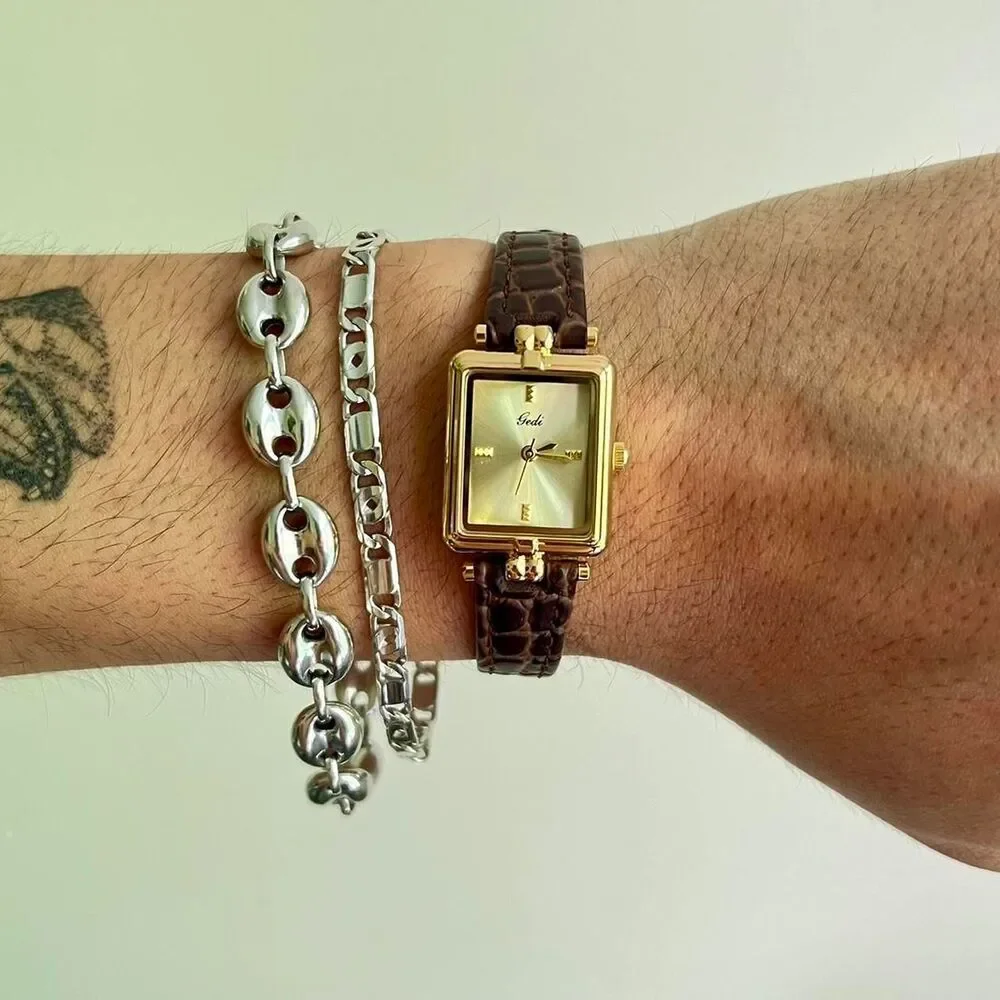 vintage style classy brown square leather luxury watch